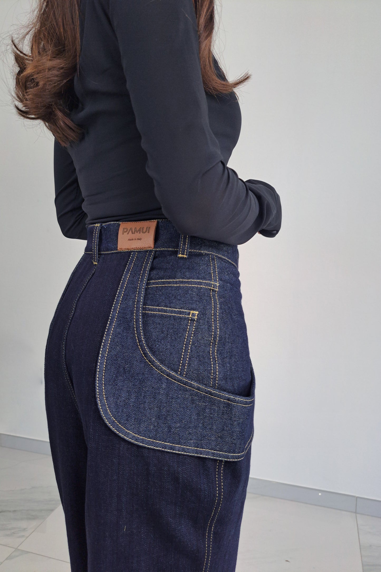 Pantalone in denim con dettagli lurex
